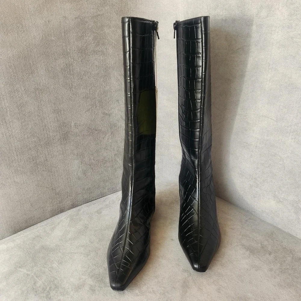 NWOB Gianni Bini Woman's Sharri Crocodile Embossed Leather Black Boots Sz 7.5 - Picture 2 of 8